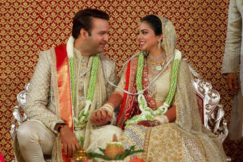 Amod & Apoorva, Wedding Story cover photo